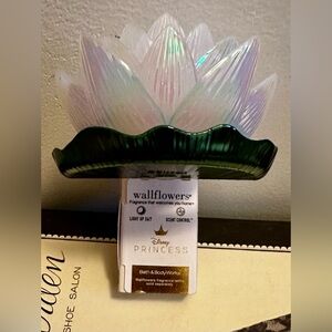 Bath And Body Works 2025 Disney  Tiana Wallflowers Plug